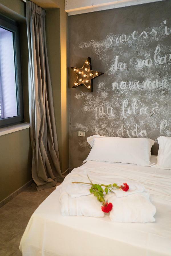 B&B Dei Poeti ชิวิตาโนวา มาร์เค ภายนอก รูปภาพ